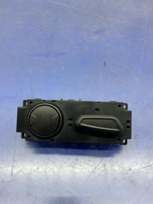 2019-2023 Ford Ranger Black 6-Way Power Seat Adjuster Switch - Front (Used OEM)