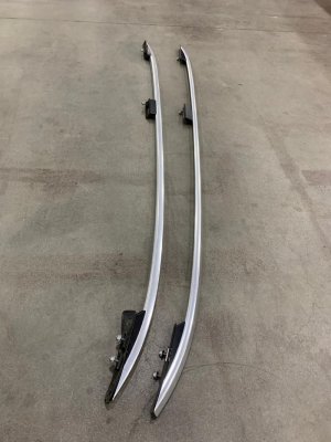 2013-2016 Mercedes-Benz GL550 Roof Luggage Rack Rail Set (Used OEM)