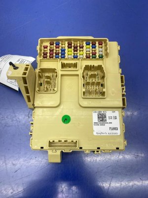 2020-2022 Kia Telluride Cabin Junction Fuse Box (Used OEM)