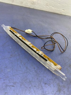 2010-2019 Jaguar XJ Center High Mount Stop Light (Used OEM)