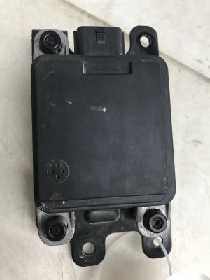 2020-2021 Kia Telluride Adaptive Cruise Control Radar Sensor - Front (Used OEM)