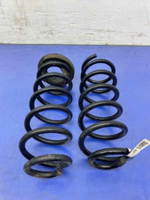 2022-2025 Hyundai Santa Cruz Coil Spring Set - Rear (Used OEM)