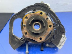 2022-2025 Hyundai Tucson Spindle Knuckle Hub and Bearing Assembly - Rear, Left (Driver) (Used OEM)