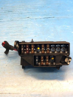 2022-2024 Genesis GV70 Under Dash Fuse Box (Used OEM)