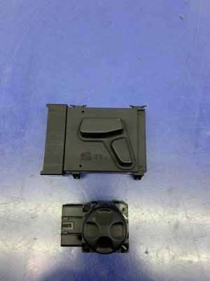 2017-2020 Maserati Levante Power Seat and Lumbar Control Switch Set - Front (Used OEM)