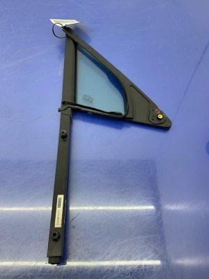 2019-2025 Porsche Cayenne Door Vent Window Glass - Front, Left (Driver) (Used OEM)
