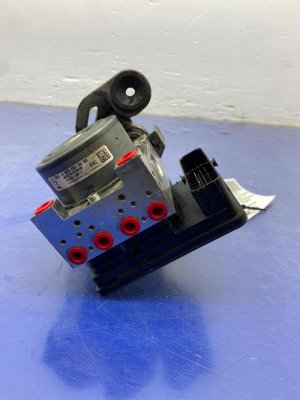 2018-2023 Mercedes-Benz C280 ABS Control Module and Pump Assembly (Used OEM)