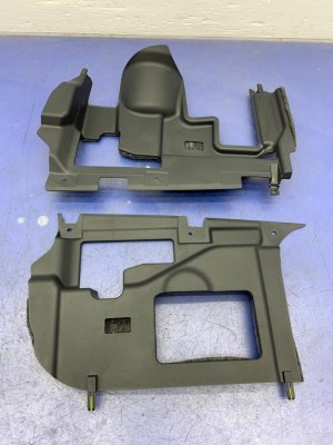 2017-2020 Jaguar F-Pace Ebony (Black) Dash Lower Exterior Trim Panel Set - Front (Used OEM)