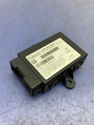 2018-2021 Lincoln Navigator Headlamp Control Module (Used OEM)