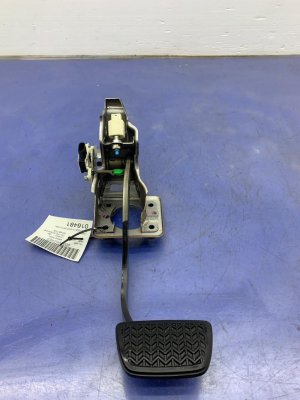 2013-2017 Lexus LS460 Brake Pedal Assembly (Used OEM)