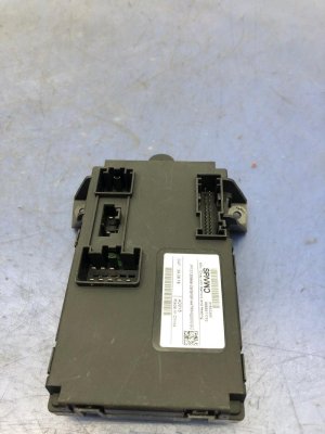 2019-2022 Volvo XC40 12-Way Power Memory Heated Seat Control Module - Front, Left (Driver) (Used OEM)
