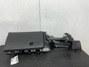 2022-2024 Hyundai Santa Cruz Glove Box Compartment with Trim - Front (Used OEM)