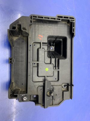 2022-2025 Hyundai Santa Cruz Battery Tray Holder (Used OEM)