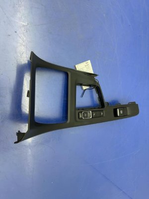2018-2023 BMW X2 Black Center Console Trim Panel with Handbrake and Operating Unit Assembly - Front (Used OEM)