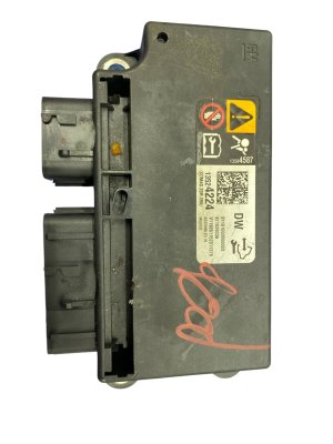 2018-2020 Chevrolet Tahoe Airbag Control Module (Used OEM)