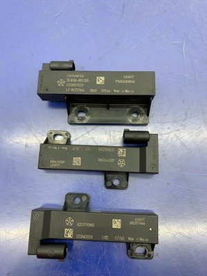 2022-2024 Jeep Wagoneer Keyless Entry Antenna Module Set (Used OEM)