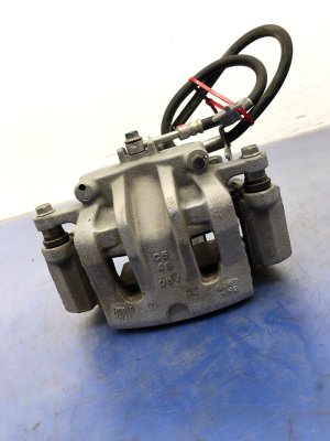 2020-2025 Hyundai Palisade Disc Brake Caliper Assembly with Bracket - Front, Left (Driver) (Used OEM)
