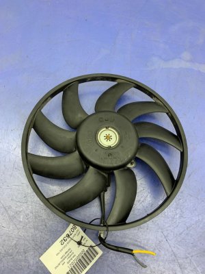 2017-2021 Porsche Macan Engine Cooling Fan Blade - Front (Used OEM)