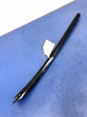 2017-2020 Genesis G80 Windshield Pillar Molding Trim Panel Set - Front (Used OEM)