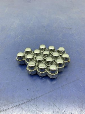 2020-2025 Kia Telluride Chrome Chrome Wheel Lug Nut Set (Used OEM)