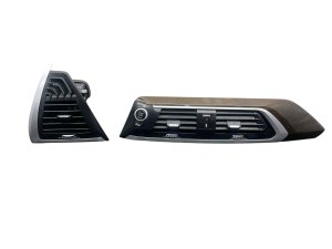 2018-2021 BMW X3 Center and Left Dashboard Air Vents - Front (Used OEM)