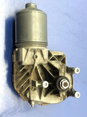 2012-2019 BMW 640i Windshield Wiper Motor and Transmission Assembly - Front (Used OEM)