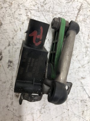 2011-2018 Porsche Cayenne Headlamp Leveling Suspension Sensor - Front (Used OEM)