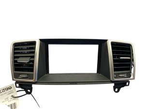 2012-2015 Mercedes-Benz ML350 Center Dual A/C Air Vent Grille Assembly - Front (Used OEM)