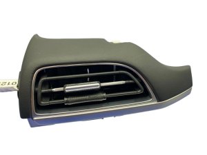 2020-2022 Hyundai Palisade Black Dashboard Air Vent Bezel with Vent and Grille - Front (Used OEM)