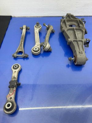 2017-2024 Maserati Levante Upper and Lower Suspension Control Arm Set - Rear, Left (Driver) (Used OEM)