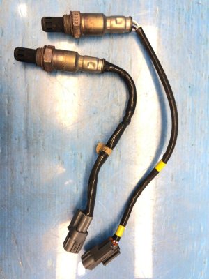 2017 Genesis G80 Upstream Oxygen O2 Sensor Set (Used OEM)