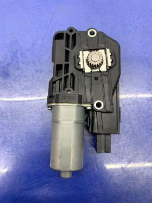 2016-2019 BMW 750i Overhead Sunroof Opening Drive Motor (Used OEM)