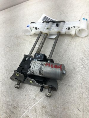2017-2019 Genesis G90 Seat Headrest Adjustment Motor Assembly - Front (Used OEM)