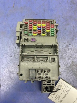 2022-2024 Acura MDX Cabin Fuse Box (Used OEM)