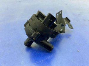2017 Mercedes-Benz E500 Heater Auxiliary Engine Water Pump (Used OEM)