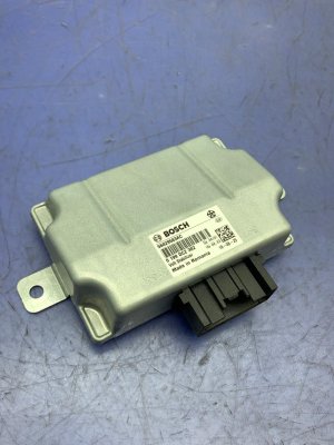 2019-2023 Jeep Cherokee Voltage Stabilizer Power Inverter Control Module (Used OEM)