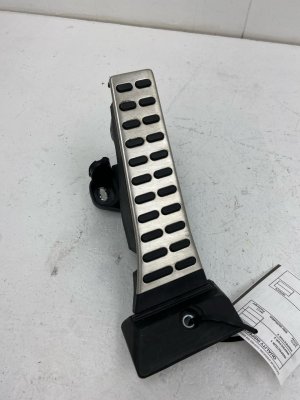 2020-2022 Kia Telluride Accelerator Pedal Assembly (Used OEM)
