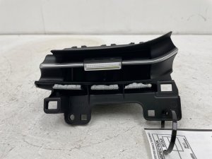 2022-2025 Genesis GV70 Dash A/C Heater Air Vent Grille Register - Front (Used OEM)