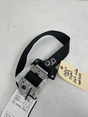 2018-2021 Lincoln Navigator 2nd Row Seat Belt Assembly - Rear, Left (Driver) (Used OEM)