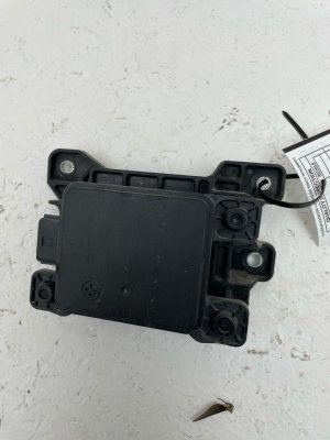 2025-2026 Kia K5 Adaptive Cruise Control Distance Radar Sensor - Front (Used OEM)