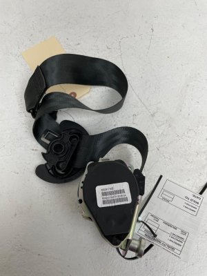 2018-2024 Volkswagen Atlas 2nd Row Seat Belt Assembly - Rear, Right (Passenger) (Used OEM)