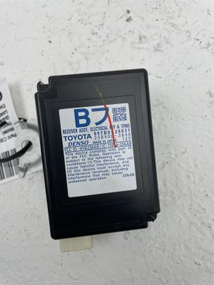 2016-2023 Lexus RC300 Smart Key and TPMS Receiver Control Module (Used OEM)