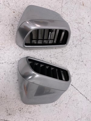 2011-2018 Porsche Cayenne Silver Center Console HVAC Air Vent Grilles - Rear (Used OEM)