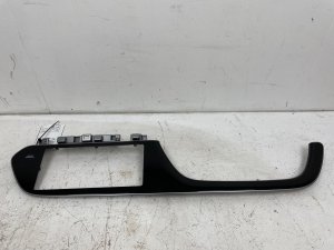 2020-2022 Hyundai Palisade Black Dash Display Screen Bezel Trim Panel - Front (Used OEM)