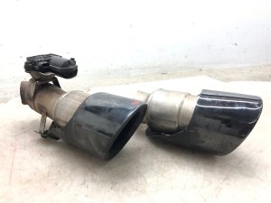 2015-2018 Porsche Macan Black Exhaust Tail Pipe Tip Set with Valve Actuators - Rear (Used OEM)