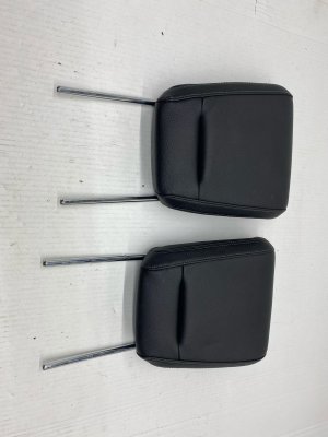 2013-2016 Mercedes-Benz GL550 Black 3rd Row Seat Headrest Set - Rear, Left (Driver) (Used OEM)