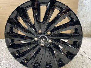2024-2025 Hyundai Palisade Black 20x7.5 15-Spoke Gloss Black Alloy Wheel (Used OEM)