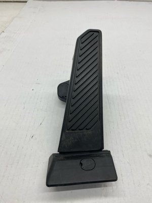 2024-2025 Kia EV9 Accelerator Pedal Assembly with Travel Sensor (Used OEM)