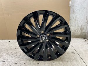 2024-2025 Hyundai Palisade Black 20x7.5 15-Spoke Gloss Black Alloy Wheel (Used OEM)