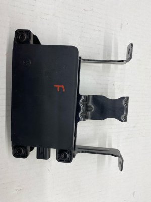 2024-2025 Kia EV9 Adaptive Cruise Control Radar Sensor Module - Front (Used OEM)